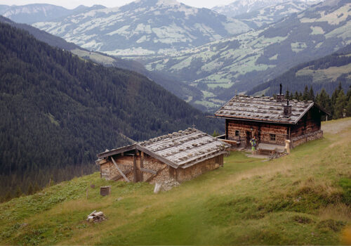 Literarische Alm-Schmankerln aus dem Buch: Tiroler Almen