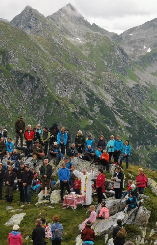 Bergmesse beim Almwandertag auf der Elendalm.